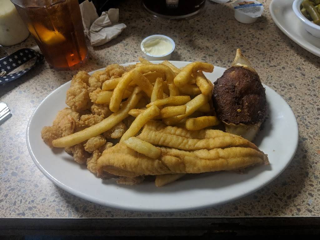 Sandpiper Seafood House | restaurant | 7877 US-70, La Grange, NC 28551, USA | 2525664067 OR +1 252-566-4067