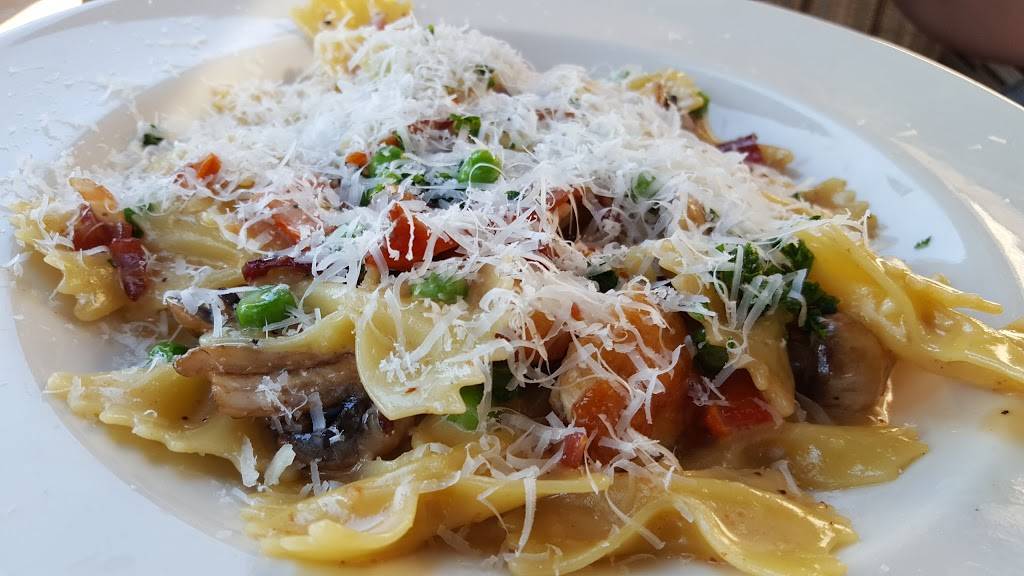 The Cheesecake Factory | restaurant | 200 E Via Rancho Pkwy Ste 370, Escondido, CA 92025, USA | 7607432253 OR +1 760-743-2253