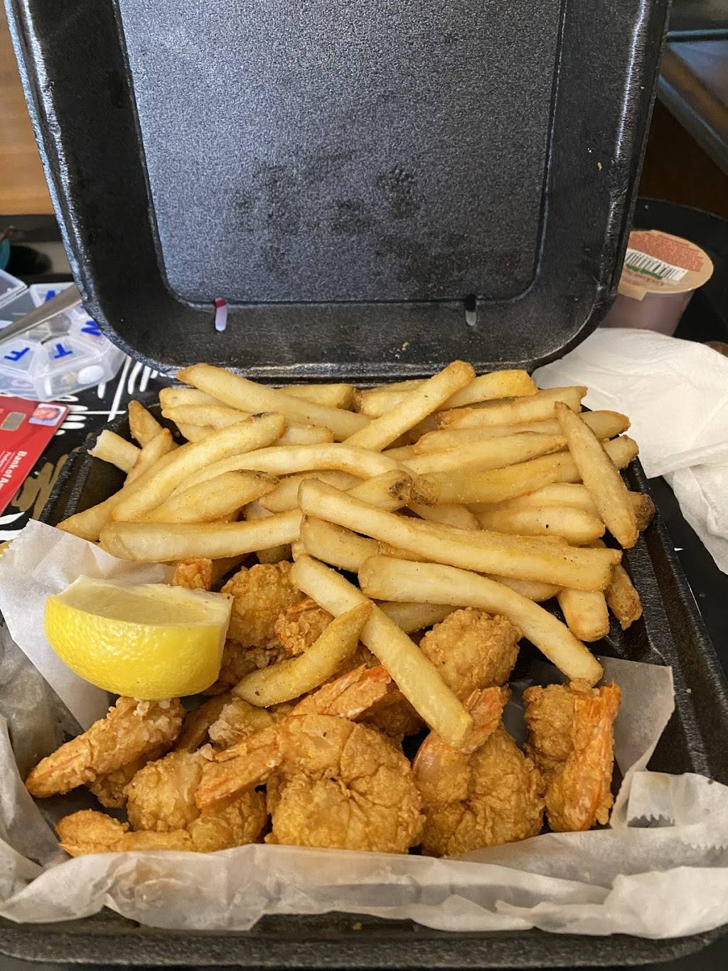 Sam’s seafood & chicken | restaurant | 3210 Central Ave, St. Petersburg, FL 33712, USA | 7274858348 OR +1 727-485-8348