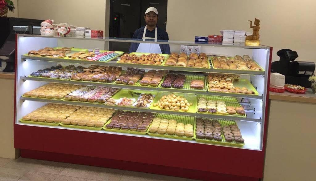 Donut Palace | restaurant | 1919 Batesville Blvd, Batesville, AR 72501, USA | 8705698133 OR +1 870-569-8133