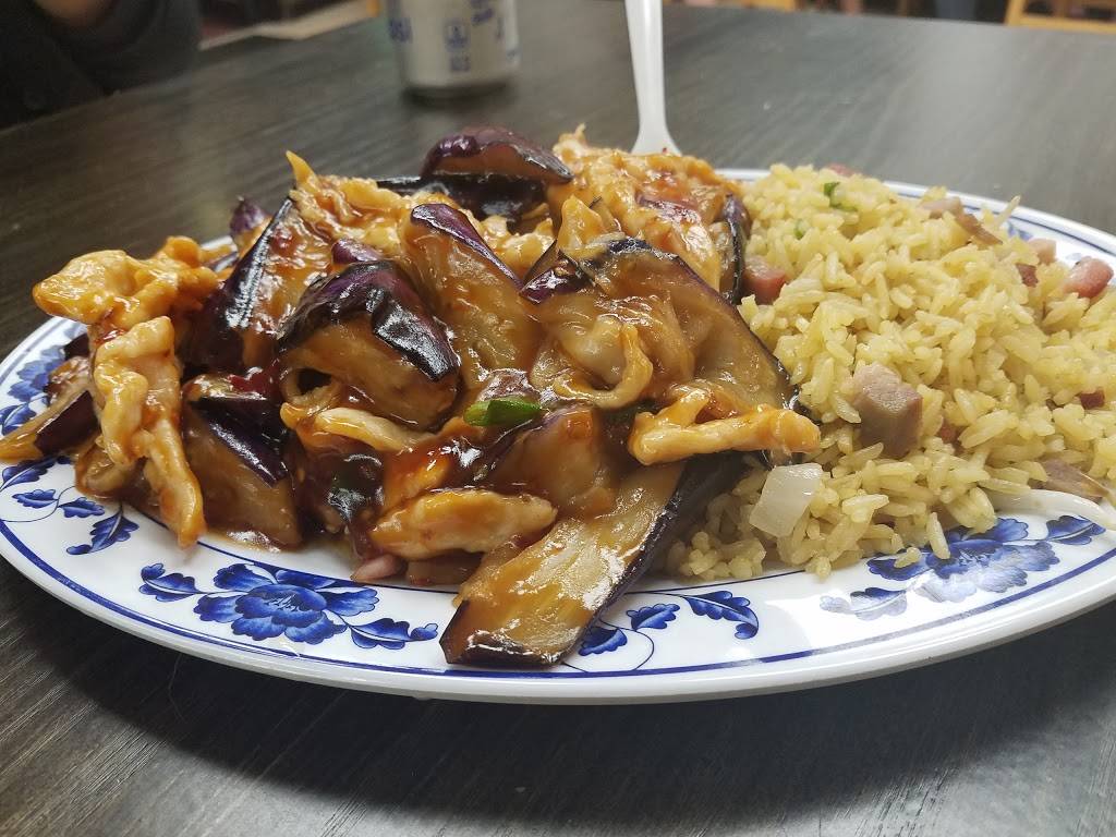 Ed Youngs Chinese Restaurant | restaurant | 2518, 107 Hempstead Turnpike, Farmingdale, NY 11735, USA | 5164209763 OR +1 516-420-9763