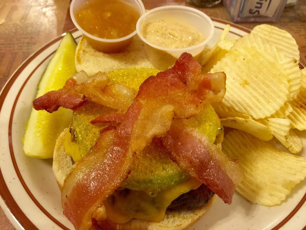 Marsh Landing Restaurant | restaurant | 44 N Broadway St, Fellsmere, FL 32948, USA | 7725718622 OR +1 772-571-8622