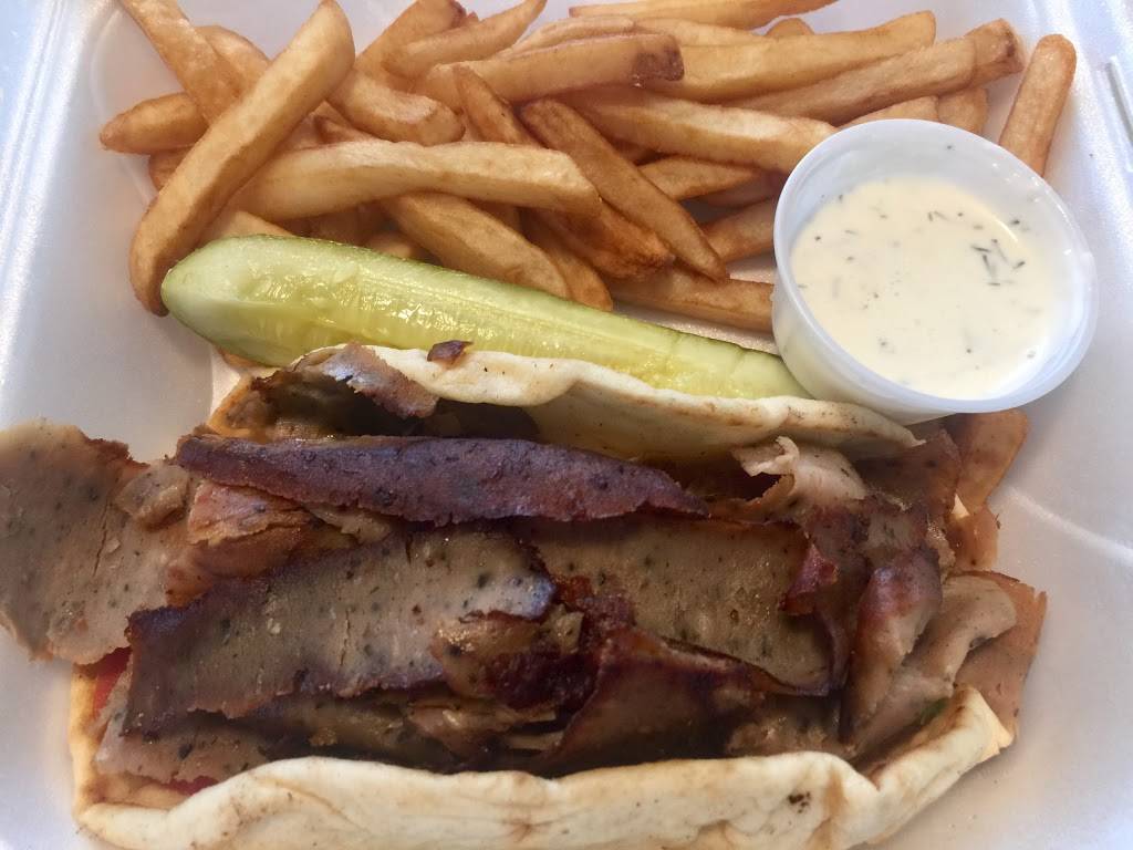 Pelican Diner | restaurant | 100 Brush Foot Dr, Sebastian, FL 32958, USA | 7722289600 OR +1 772-228-9600