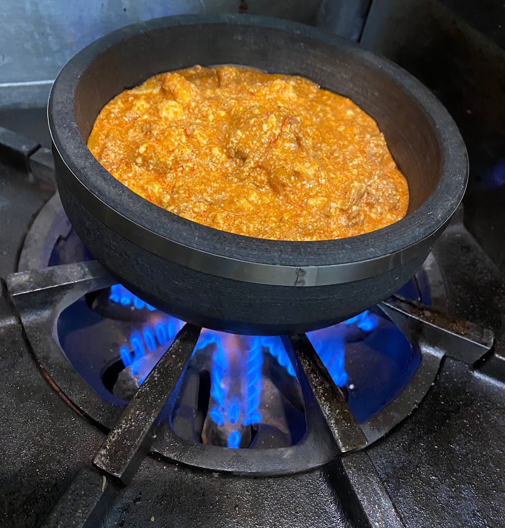 Eagles Bar & Grill | restaurant | 68-69 Fresh Pond Rd, Queens, NY 11385, USA | 9292980378 OR +1 929-298-0378