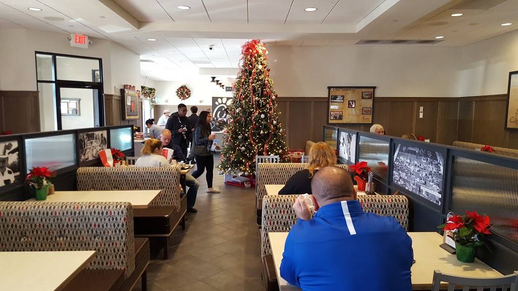 Chick-fil-A Annapolis FSR | restaurant | 2025 Somerville Rd, Annapolis, MD 21401, USA | 4102660008 OR +1 410-266-0008