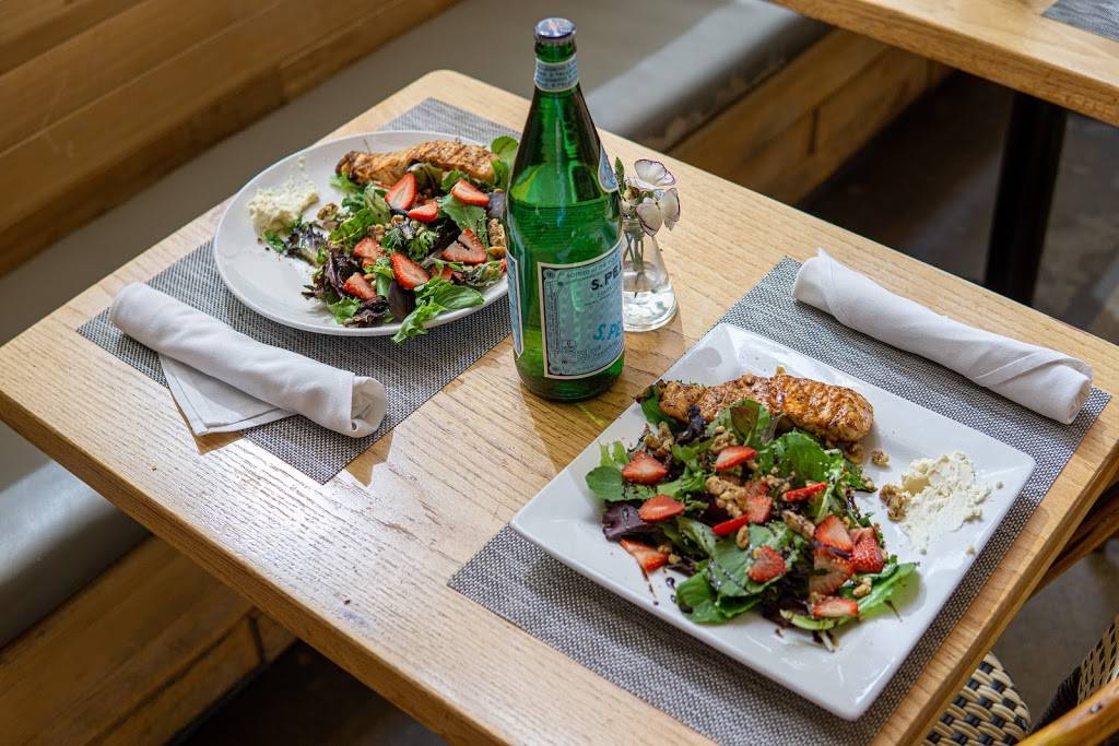 Basico Bistro Cafe | restaurant | 6006 N Mesa St #106, El Paso, TX 79912, USA | 9155816661 OR +1 915-581-6661