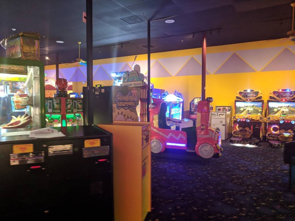 Vinces Pasta & Pizza | restaurant | 2833 W Ave L, Quartz Hill, CA 93536, USA | 6619432424 OR +1 661-943-2424