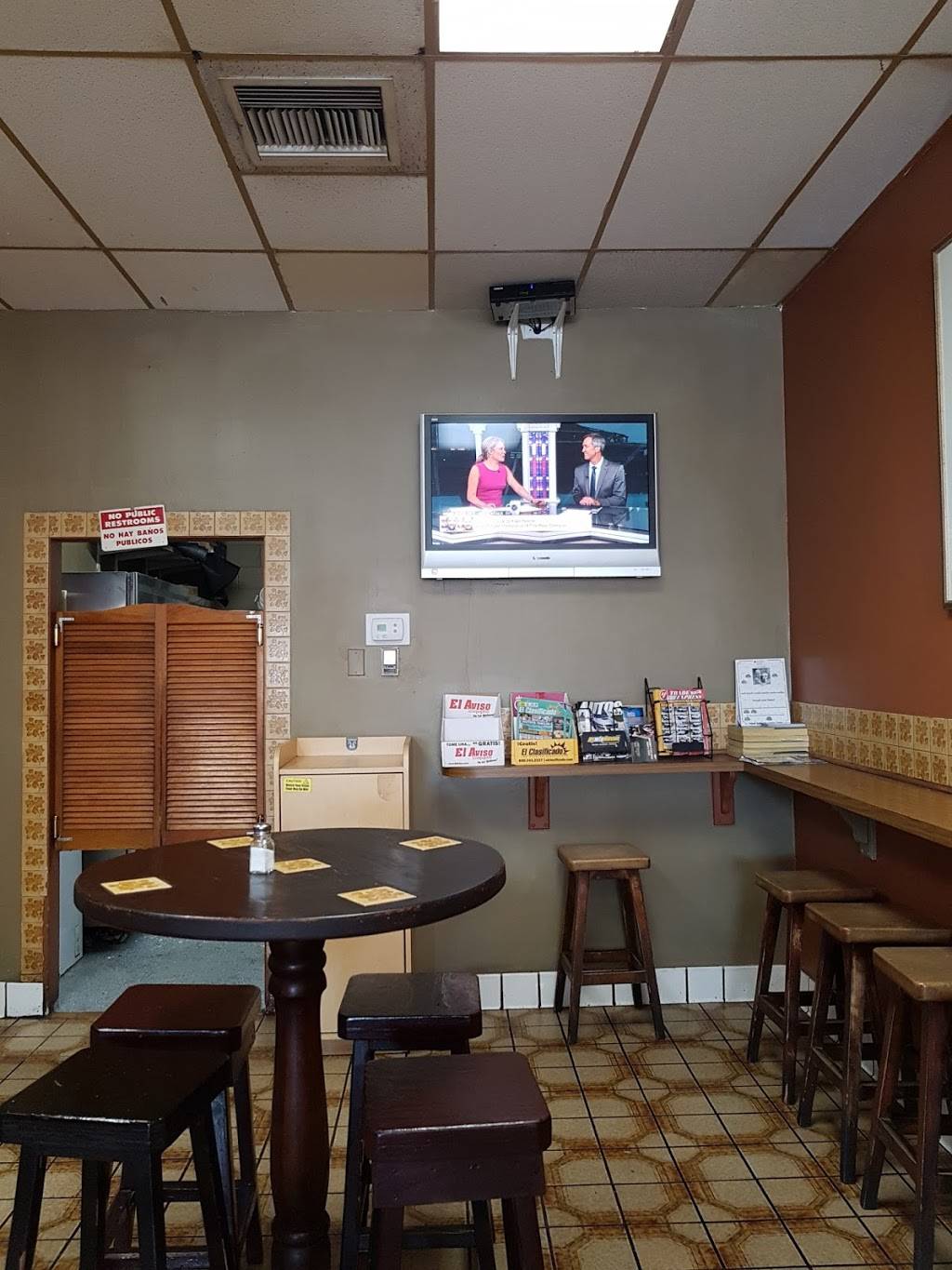 Fast Taco | restaurant | 20865 Lassen St, Chatsworth, CA 91311, USA | 8187009491 OR +1 818-700-9491