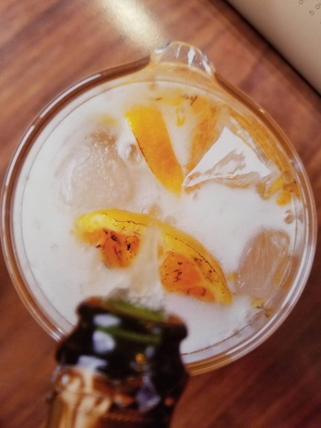 La Barrita Restobar | restaurant | 32 N Chester St, Baltimore, MD 21231, USA | 4434539716 OR +1 443-453-9716