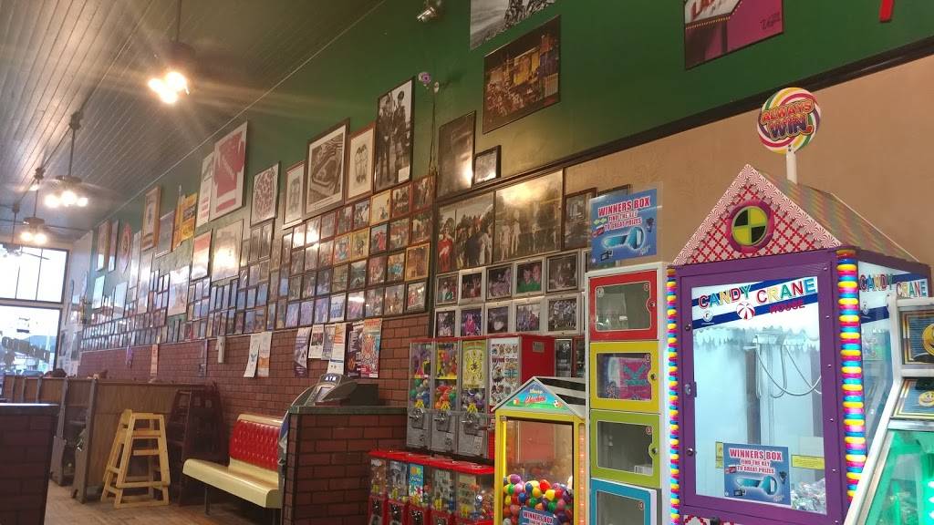 Politos Pizza | restaurant | 960 Main St, Stevens Point, WI 54481, USA | 7153419980 OR +1 715-341-9980