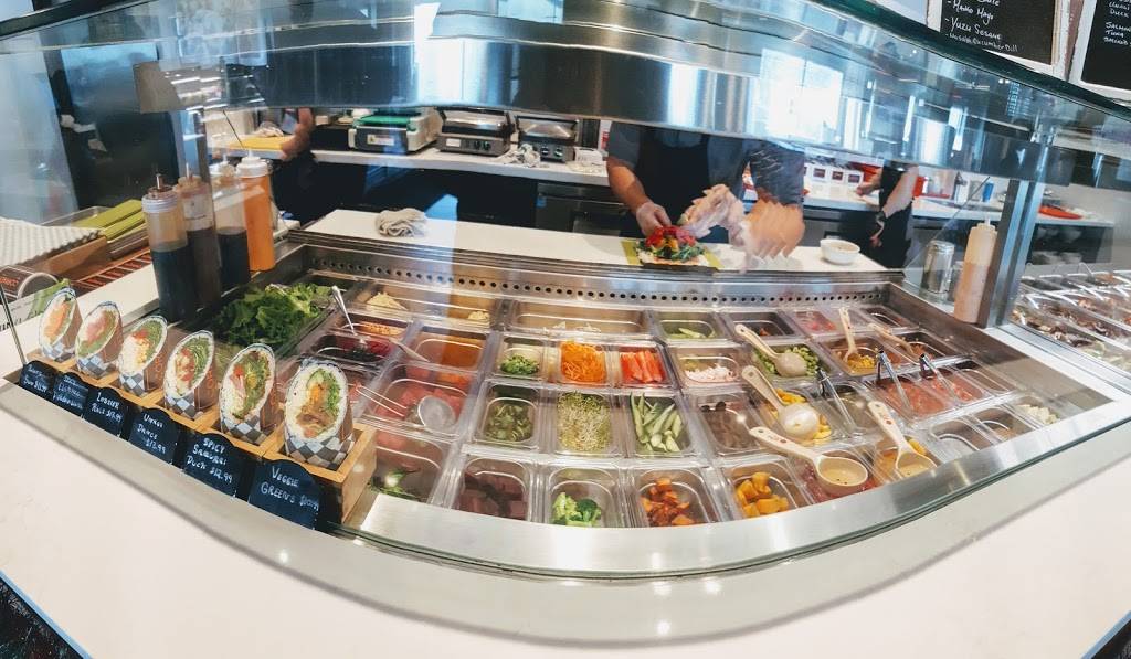 Corner featuring Mihito Sushi Laboratory | restaurant | 14B-1225 Dundas St E, Mississauga, ON L4Y 2C5, Canada | 9058031100 OR +1 905-803-1100