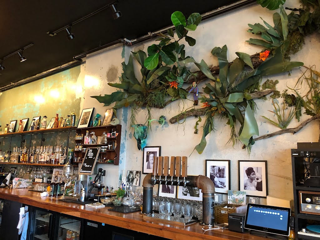 Supergeil | restaurant | 2442 Michigan Ave, Detroit, MI 48216, USA | 3134624133 OR +1 313-462-4133