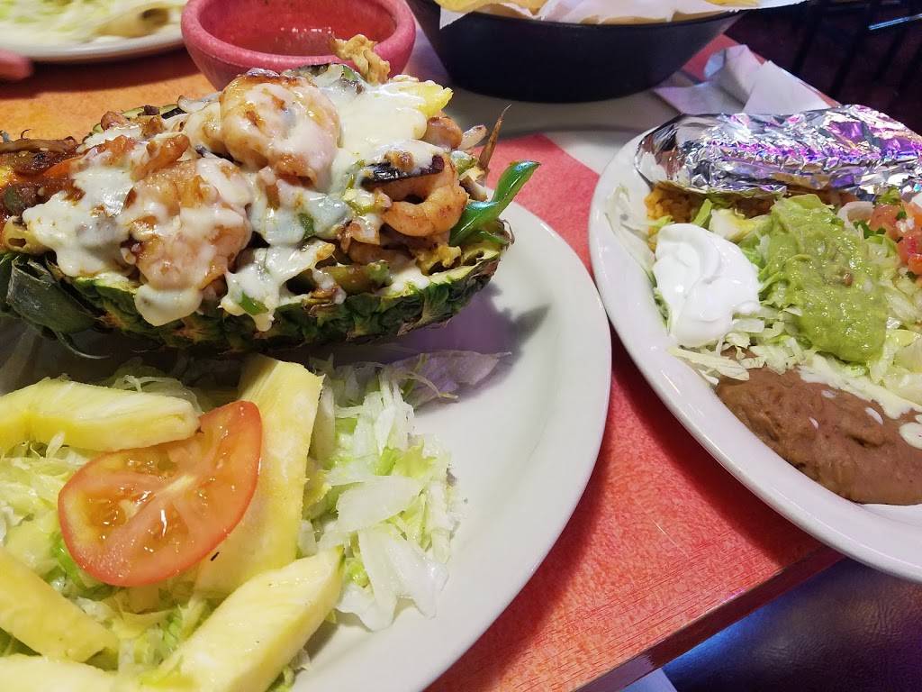 La Huerta Mexican Restaurant | restaurant | 2356 N College Ave, Fayetteville, AR 72703, USA | 4795217990 OR +1 479-521-7990