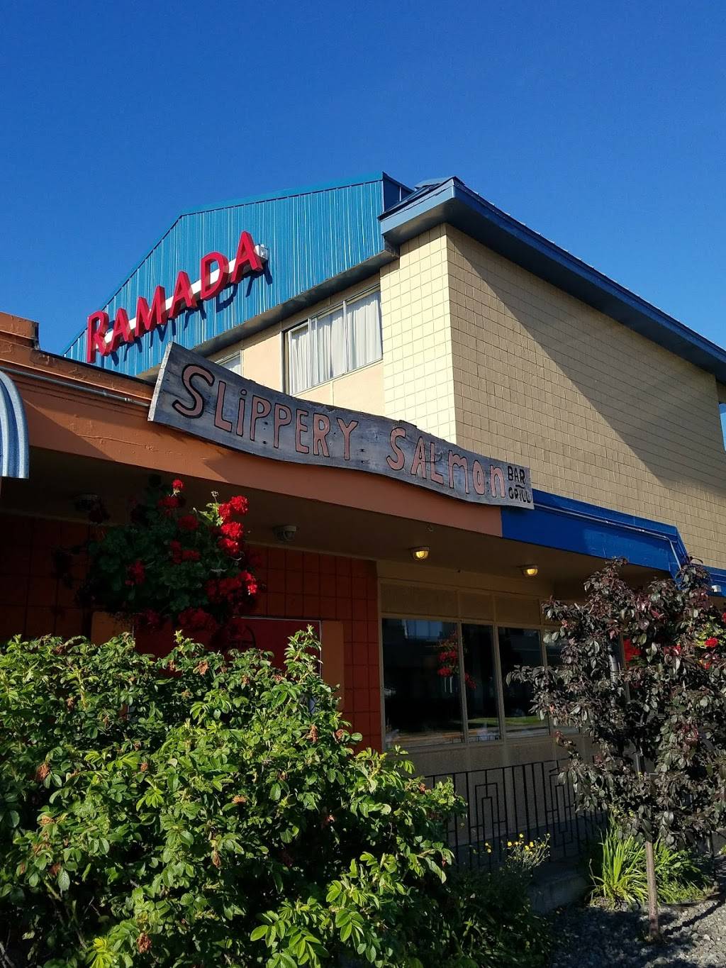 Slippery Salmon Bar & Grill | restaurant | 115 E 3rd Ave, Anchorage, AK 99501, USA | 9073348410 OR +1 907-334-8410