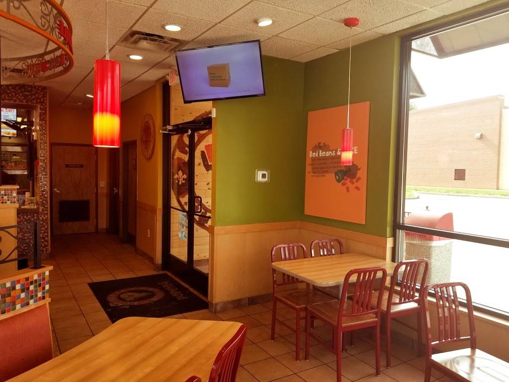 Popeyes Louisiana Kitchen | restaurant | 40 W Midlothian Blvd, Youngstown, OH 44507, USA | 3307829400 OR +1 330-782-9400