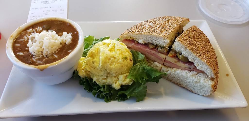 DiMartinos Famous New Orleans Muffulettas | restaurant | 6641 Westbank Expy A, Marrero, LA 70072, USA | 5043414096 OR +1 504-341-4096