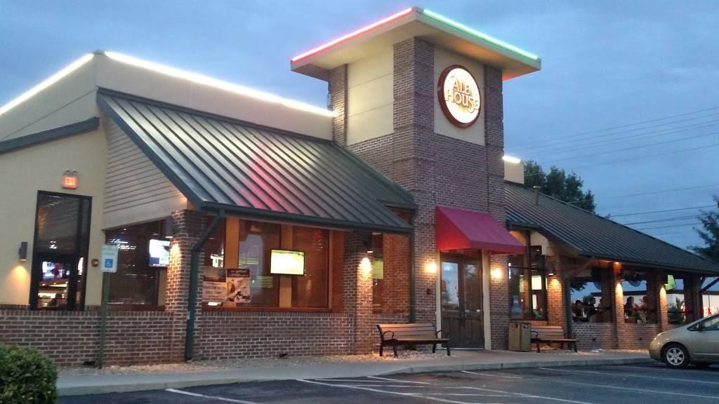 Carolina Ale House | restaurant | 1115 Woodruff Rd, Greenville, SC 29607, USA | 8645285770 OR +1 864-528-5770