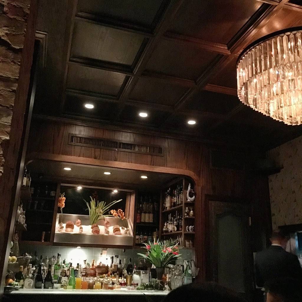 ZZs Clam Bar | restaurant | 169 Thompson St, New York, NY 10012, USA | 2122543000 OR +1 212-254-3000