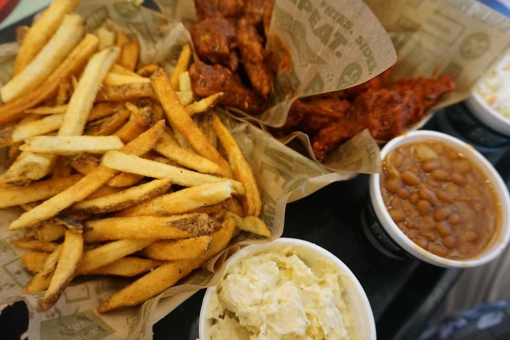 Wingstop | restaurant | 3939 41st Ave Dr, Moline, IL 61265, USA | 3097649464 OR +1 309-764-9464