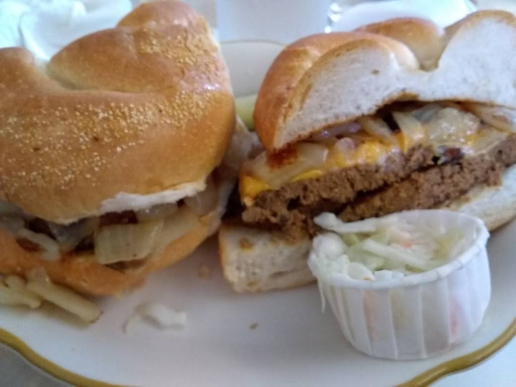 Hildebrandts | restaurant | 84 Hillside Avenue, Williston Park, NY 11596, USA | 5167410608 OR +1 516-741-0608