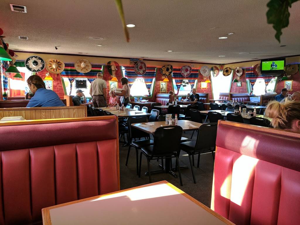 La Casa Jalisco | restaurant | 101 E Bridge St, Streator, IL 61364, USA | 8156735070 OR +1 815-673-5070