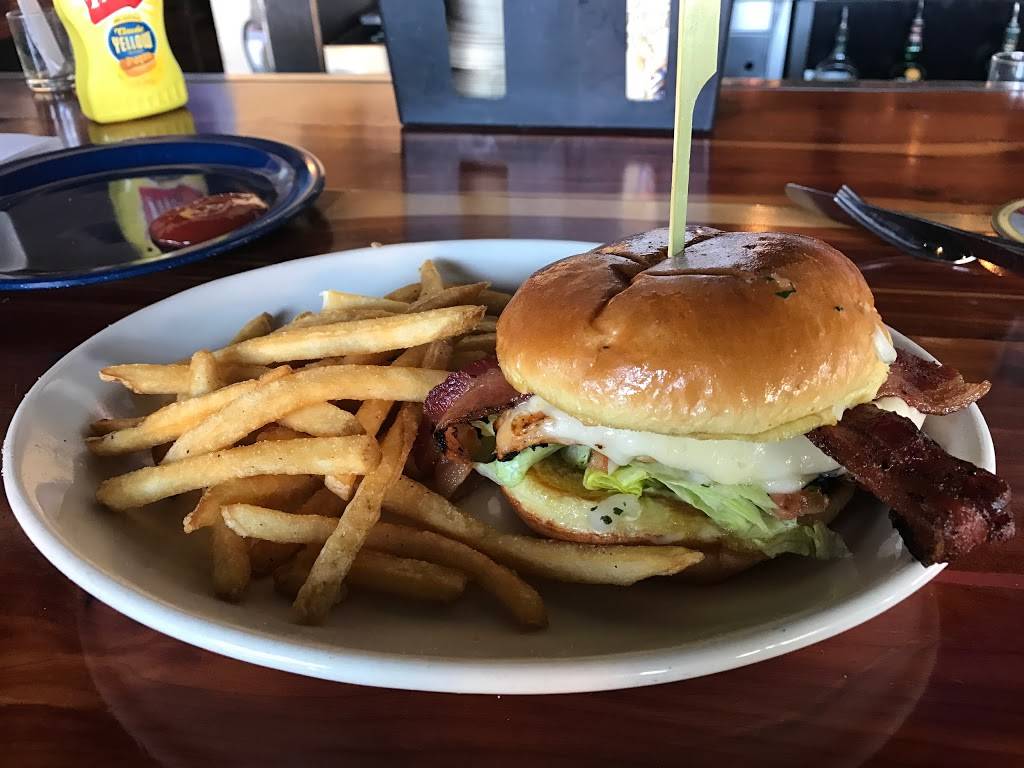 Twin Peaks Restaurant | restaurant | 2224 Palm Beach Lakes Blvd, West Palm Beach, FL 33409, USA | 5615089490 OR +1 561-508-9490