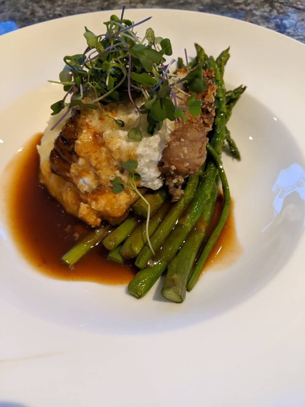 Hull & Mason bar And Kitchen at Boston marriott Quincy | restaurant | 1000 Marriott Dr, Quincy, MA 02169, USA | 6177742078 OR +1 617-774-2078