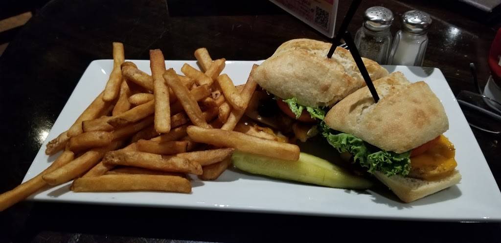 The Royal Oak - Kanata | restaurant | 329 March Rd, Kanata, ON K2K 2E1, Canada | 6135913895 OR +1 613-591-3895