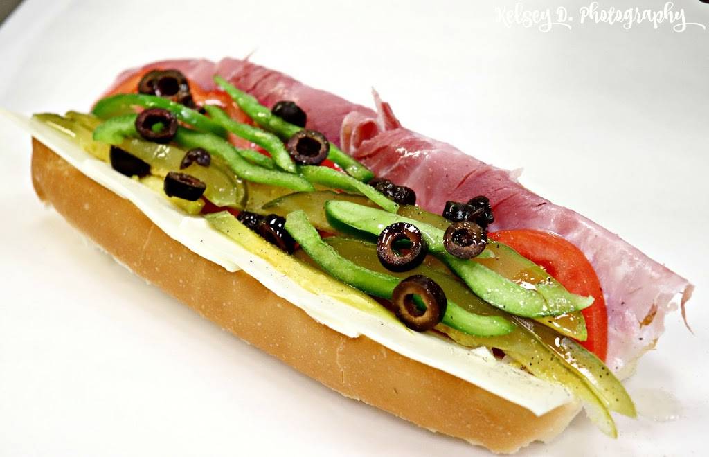 The Sandwich Shack | restaurant | 898 Main St, Sanford, ME 04073, USA | 2078501189 OR +1 207-850-1189