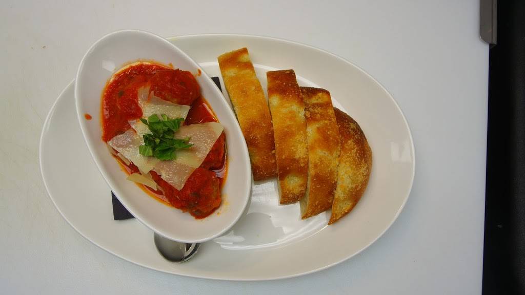 ???? Parma Pizza Bar - Yorkville | restaurant | 107 W Van Emmon St, Yorkville, IL 60560, USA | 6303852295 OR +1 630-385-2295