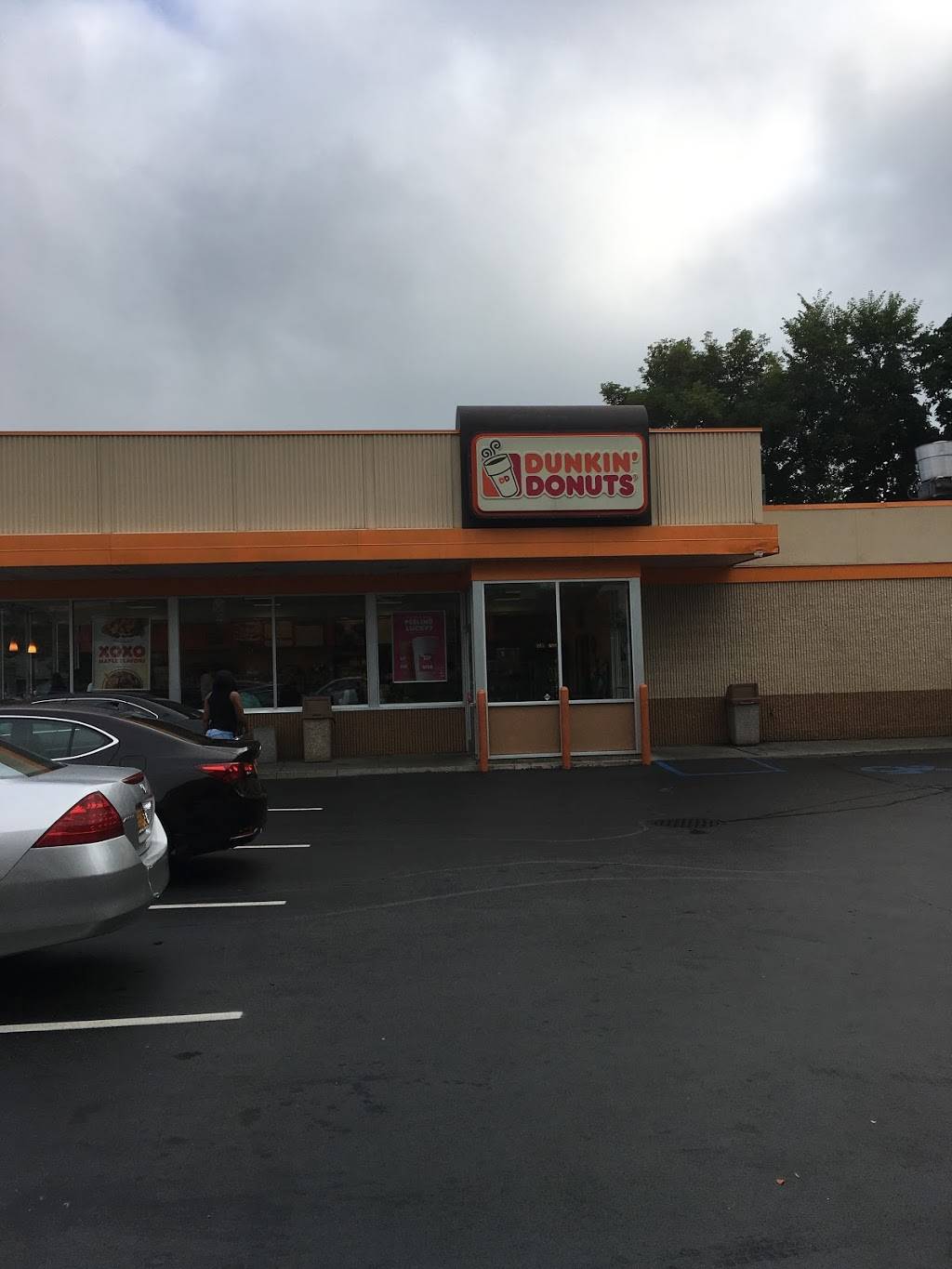 Dunkin | bakery | 601 New Scotland Ave, Albany, NY 12208, USA | 5184823880 OR +1 518-482-3880