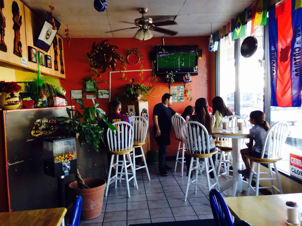 Las Pupusas Mama Lita | restaurant | 1450 N Santa Fe Ave, Vista, CA 92083, USA | 7609419197 OR +1 760-941-9197