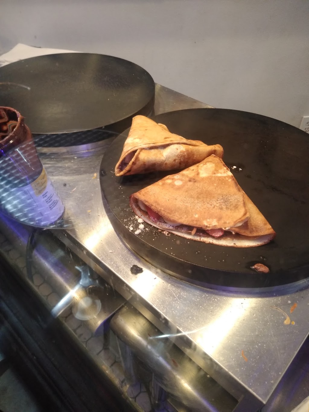 Crepes A Go Go | restaurant | 522 Columbus Ave, San Francisco, CA 94133, USA | 4157570260 OR +1 415-757-0260