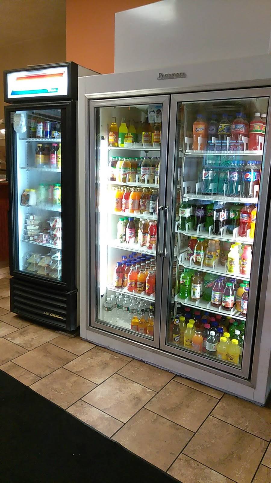 K & J Caribbean American Diner | restaurant | 5603 Greene St, Philadelphia, PA 19144, USA | 2158490242 OR +1 215-849-0242