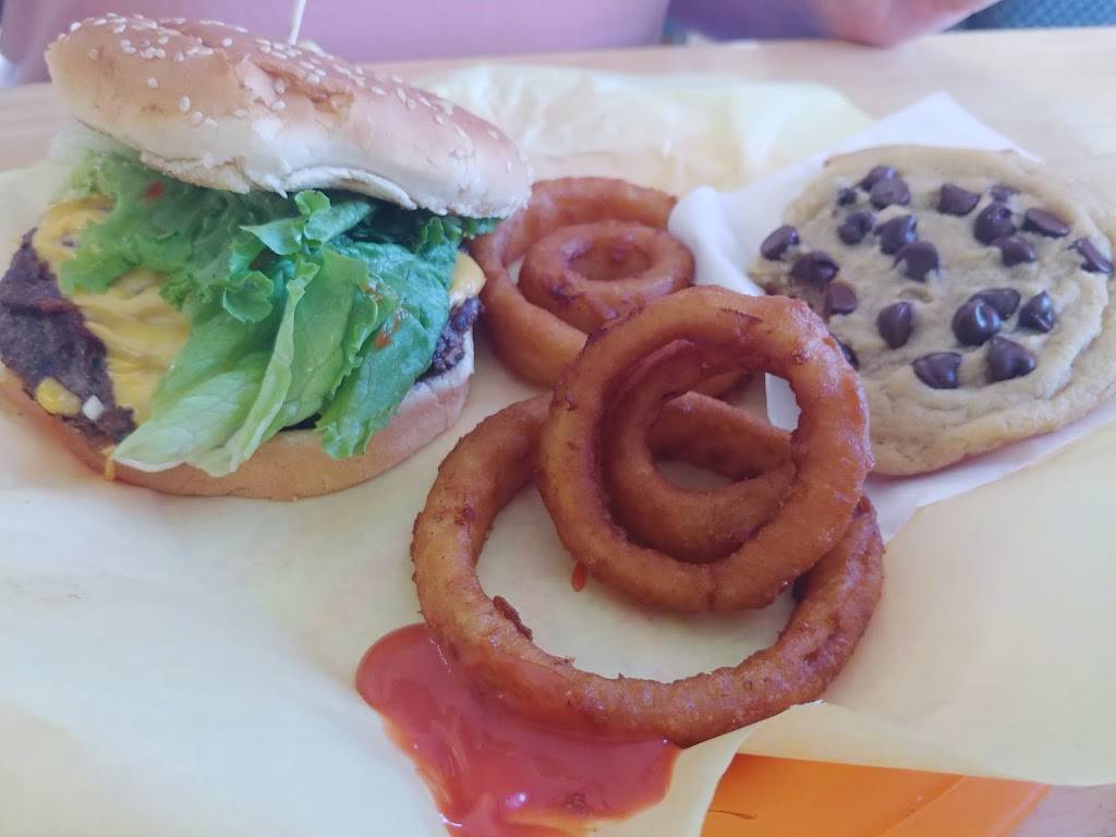 Bells 48th Street Deli | restaurant | 1207 Murray Taylorsville Rd, Taylorsville, UT 84123, USA | 8012621211 OR +1 801-262-1211