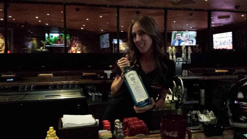 Lakes Lounge | restaurant | 2920 Lake East Dr, Las Vegas, NV 89117, USA | 7023639733 OR +1 702-363-9733