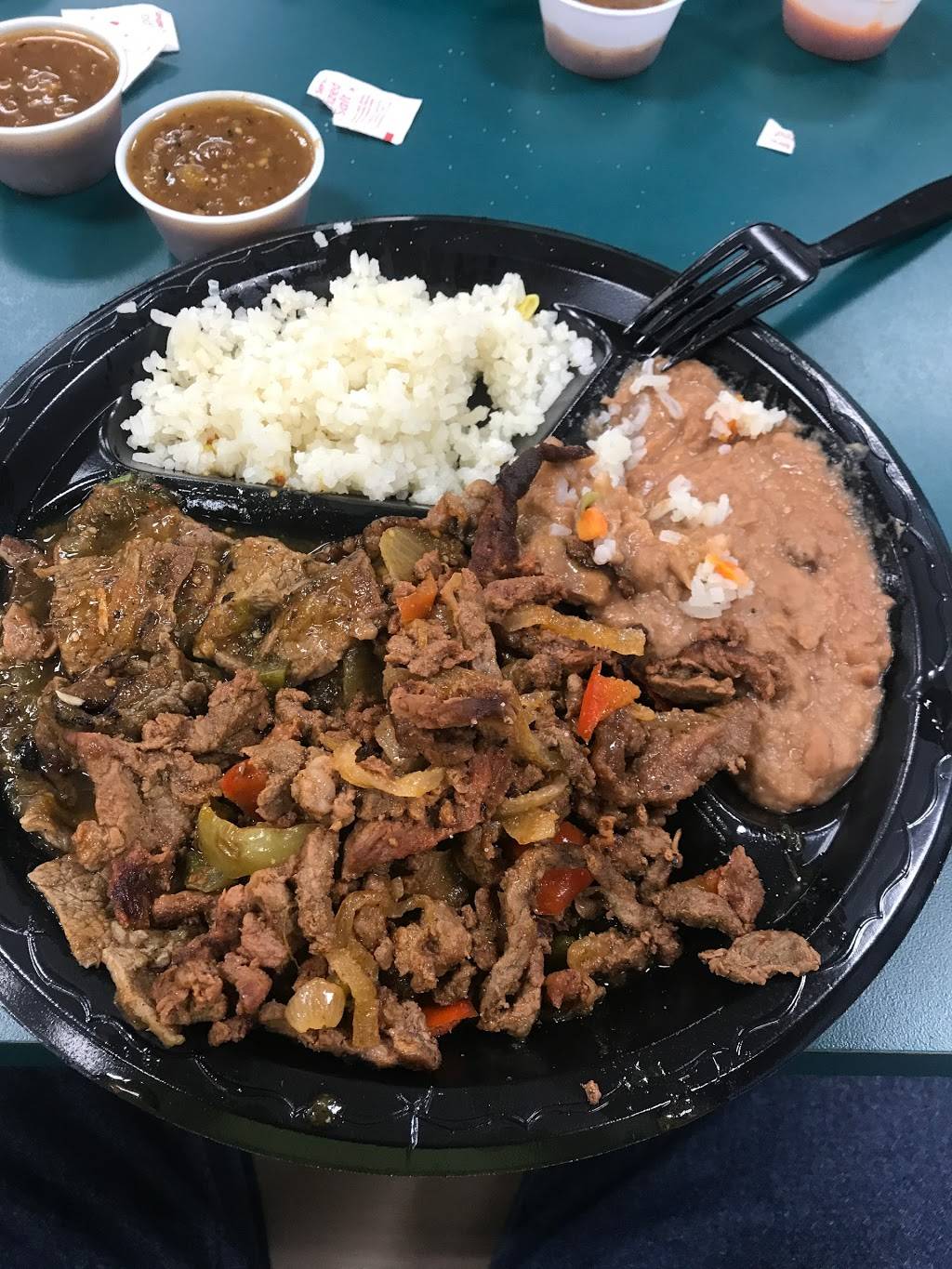 La Michoacana Meat Market | bakery | 800 W Jefferson Blvd, Dallas, TX 75208, USA | 2149426947 OR +1 214-942-6947