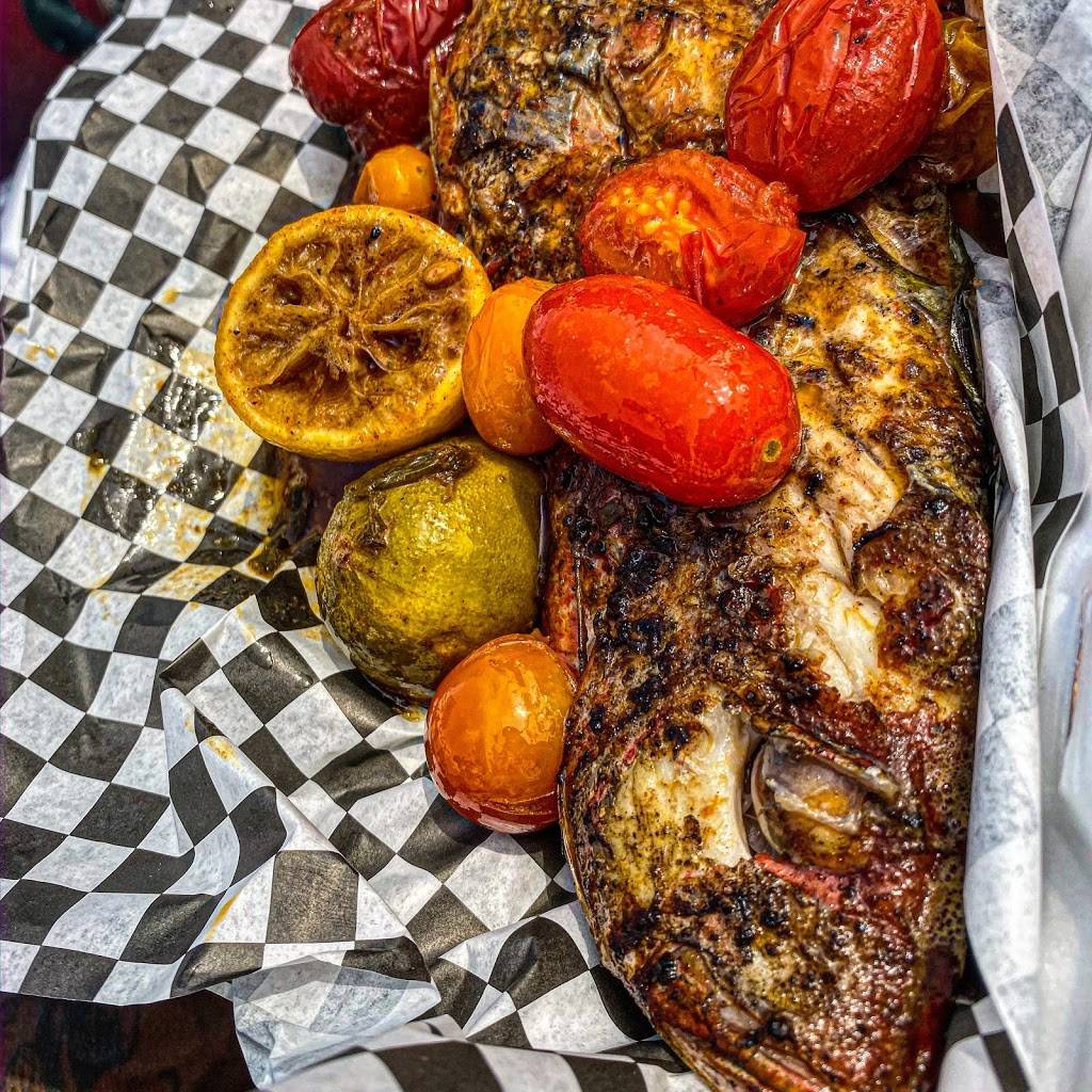 Reggae Red’s | restaurant | 951 E Market St, Jeffersonville, IN 47130, USA | 8129898993 OR +1 812-989-8993