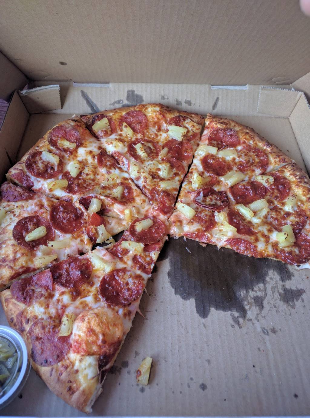 Royal Pizza | restaurant | 13666 Oxnard St, Van Nuys, CA 91401, USA | 8187821211 OR +1 818-782-1211