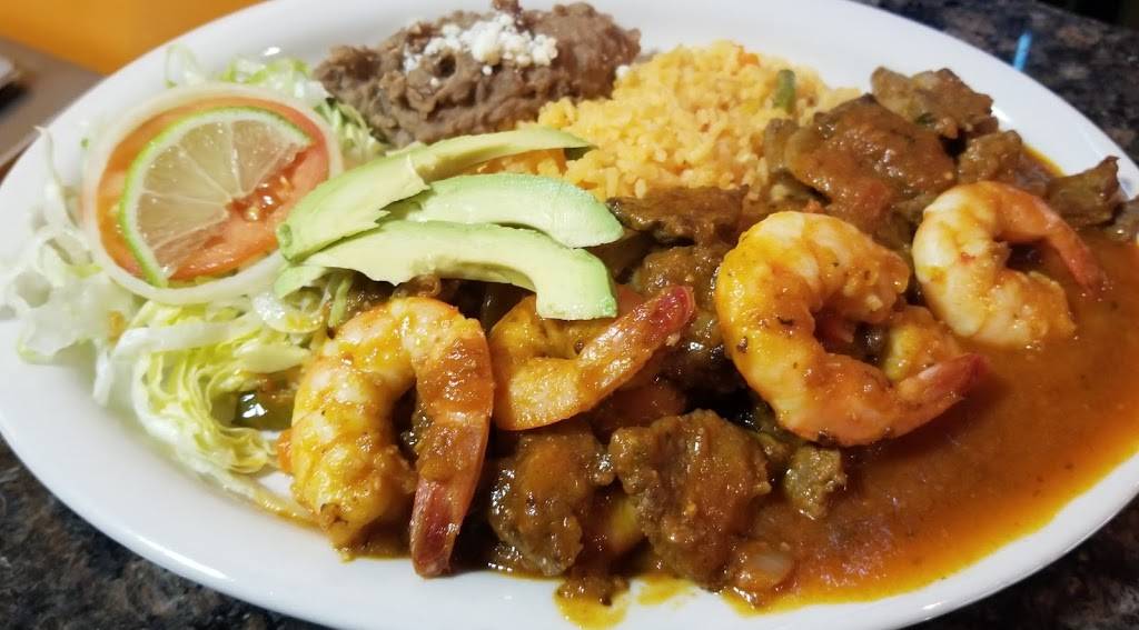Mi Antojo Mexican Restaurant | restaurant | 601 S 2nd St, New Bedford, MA 02744, USA | 7744252748 OR +1 774-425-2748