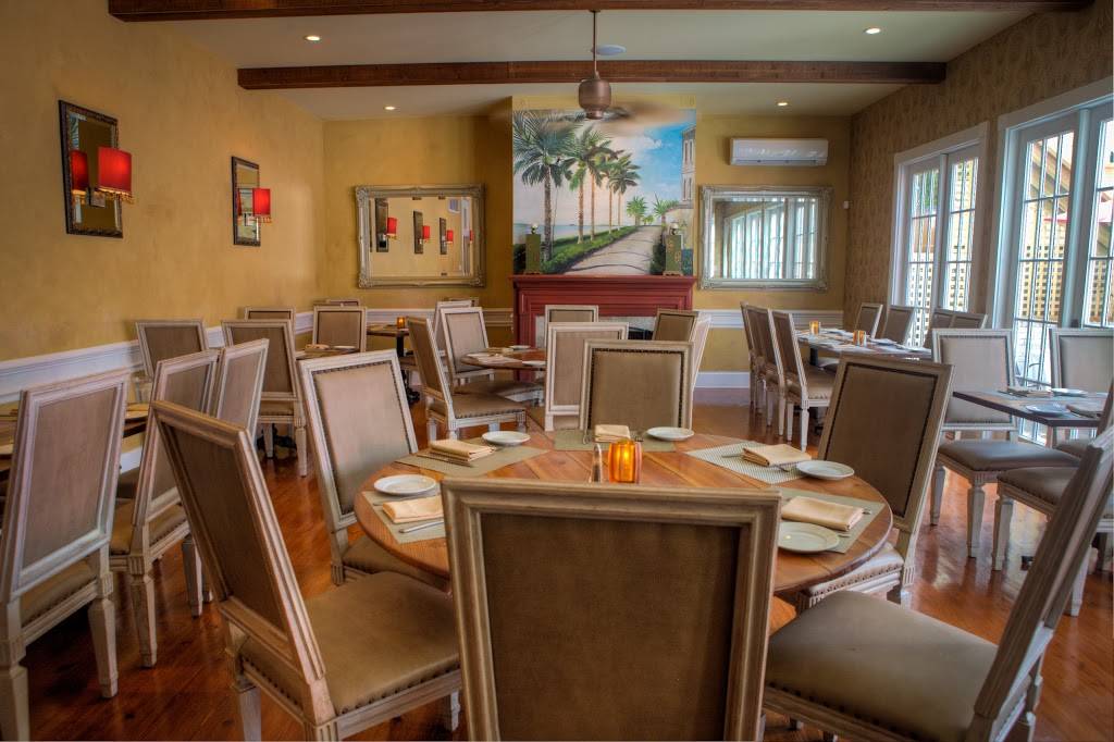 Poogans Porch | restaurant | 72 Queen St, Charleston, SC 29401, USA | 8435772337 OR +1 843-577-2337