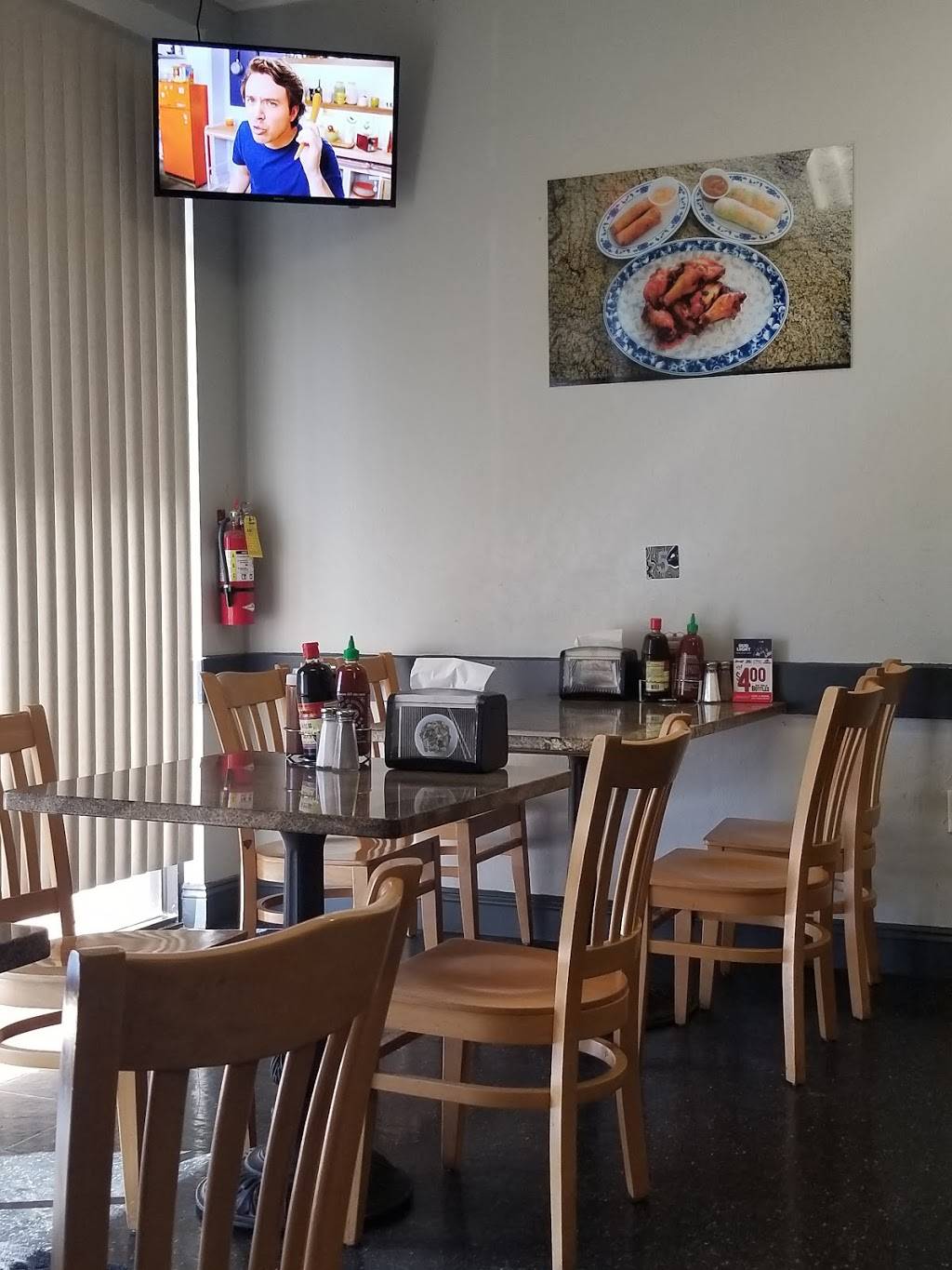 Pho 38 | restaurant | 601 Del Prado Blvd N #10, Cape Coral, FL 33909, USA | 2398290343 OR +1 239-829-0343