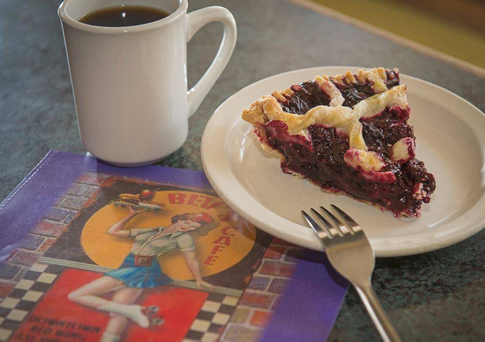 Bevs Cafe | restaurant | 221 Bush St, Red Wing, MN 55066, USA | 6513885227 OR +1 651-388-5227