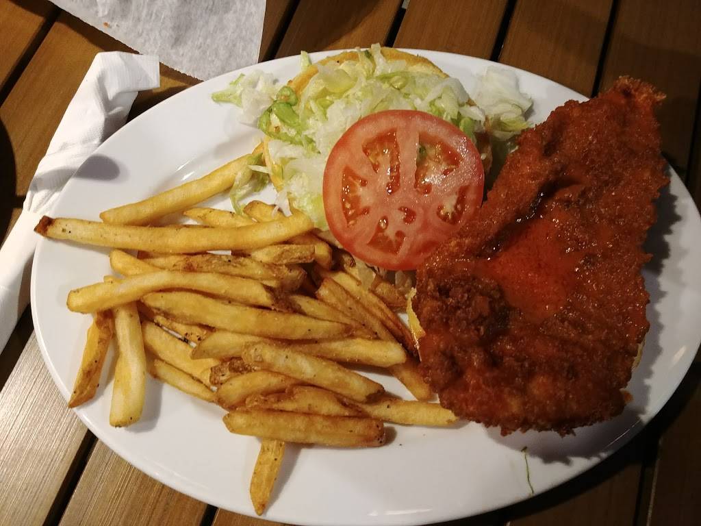 Rusty Bucket Restaurant and Tavern | restaurant | 7524 Bales St, Liberty Township, OH 45069, USA | 5134632600 OR +1 513-463-2600