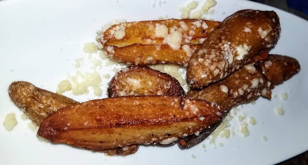 3 Palms Pinecrest | restaurant | 200 Park Ave Suite 146, Highland Hills, OH 44122, USA | 2164501060 OR +1 216-450-1060