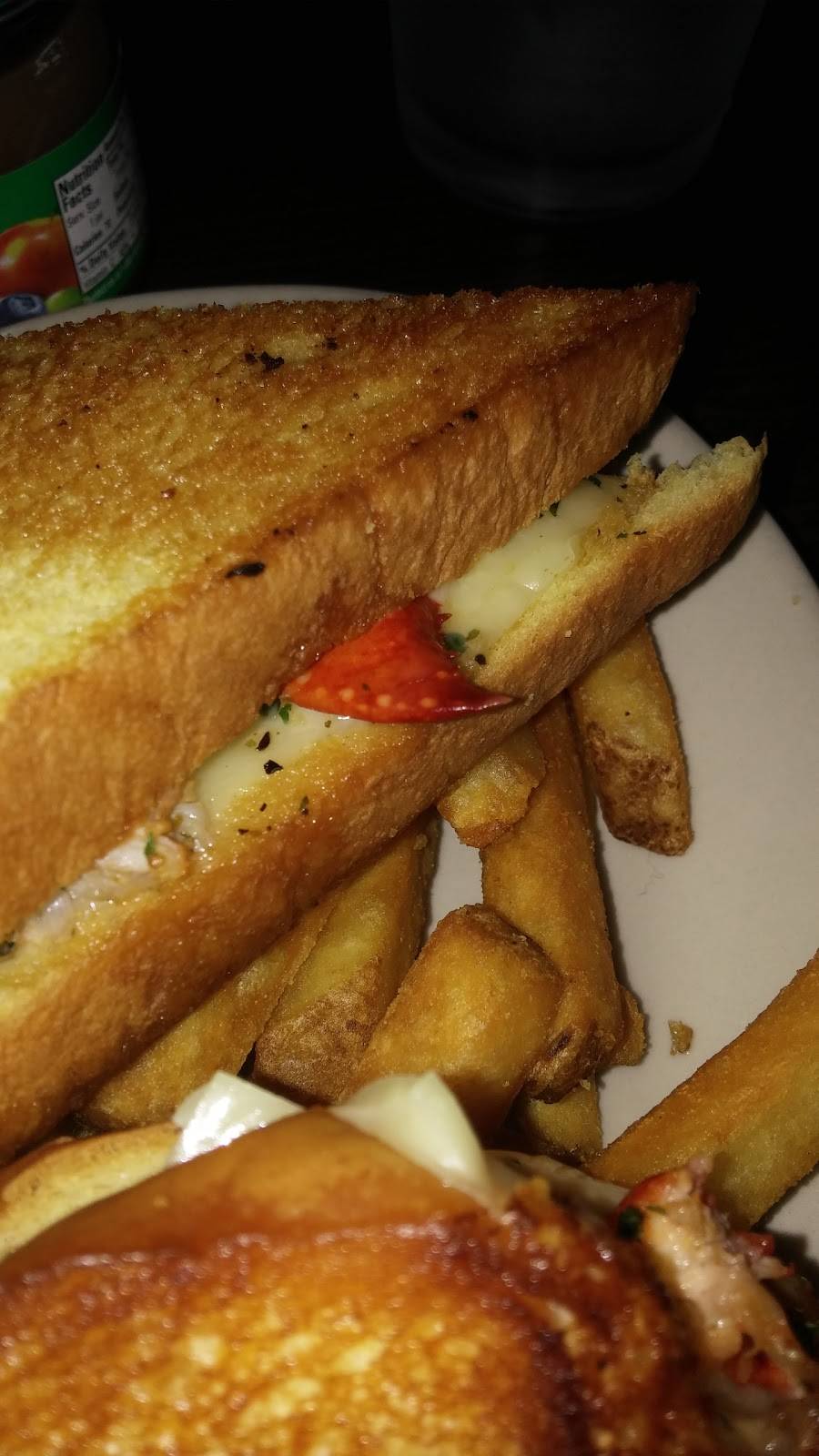 Hot Rod Cafe | restaurant | 114 Bank St, New London, CT 06320, USA | 8604472320 OR +1 860-447-2320