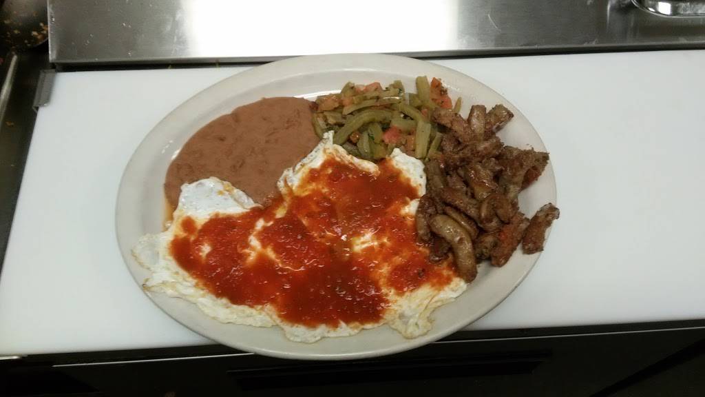 Myas Tex-Mex Cafe | cafe | 10203 Culebra Rd #7, San Antonio, TX 78251, USA | 2105201661 OR +1 210-520-1661