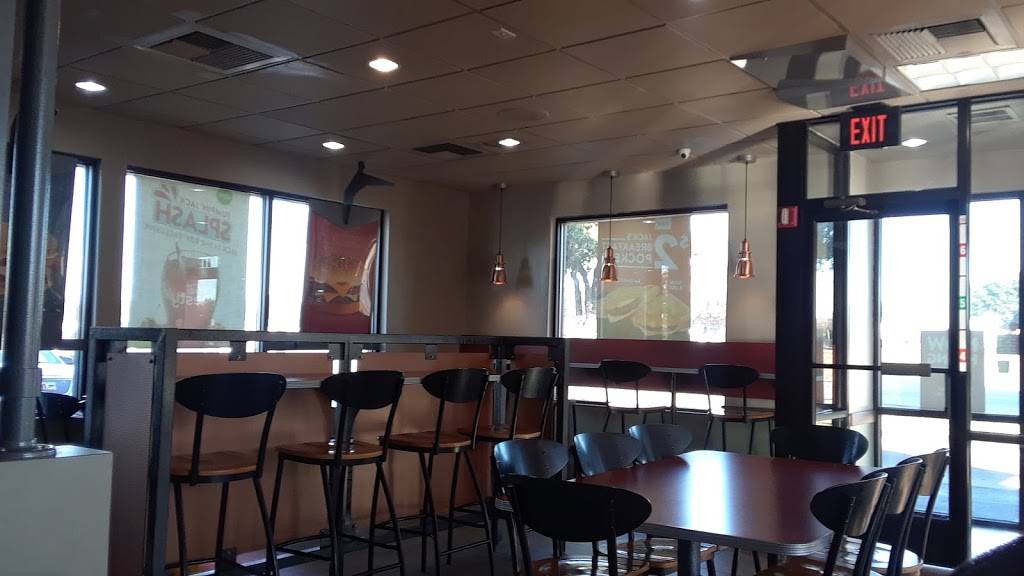 Jack in the Box | restaurant | 2085 N Hwy 360, Grand Prairie, TX 75050, USA | 8176401251 OR +1 817-640-1251