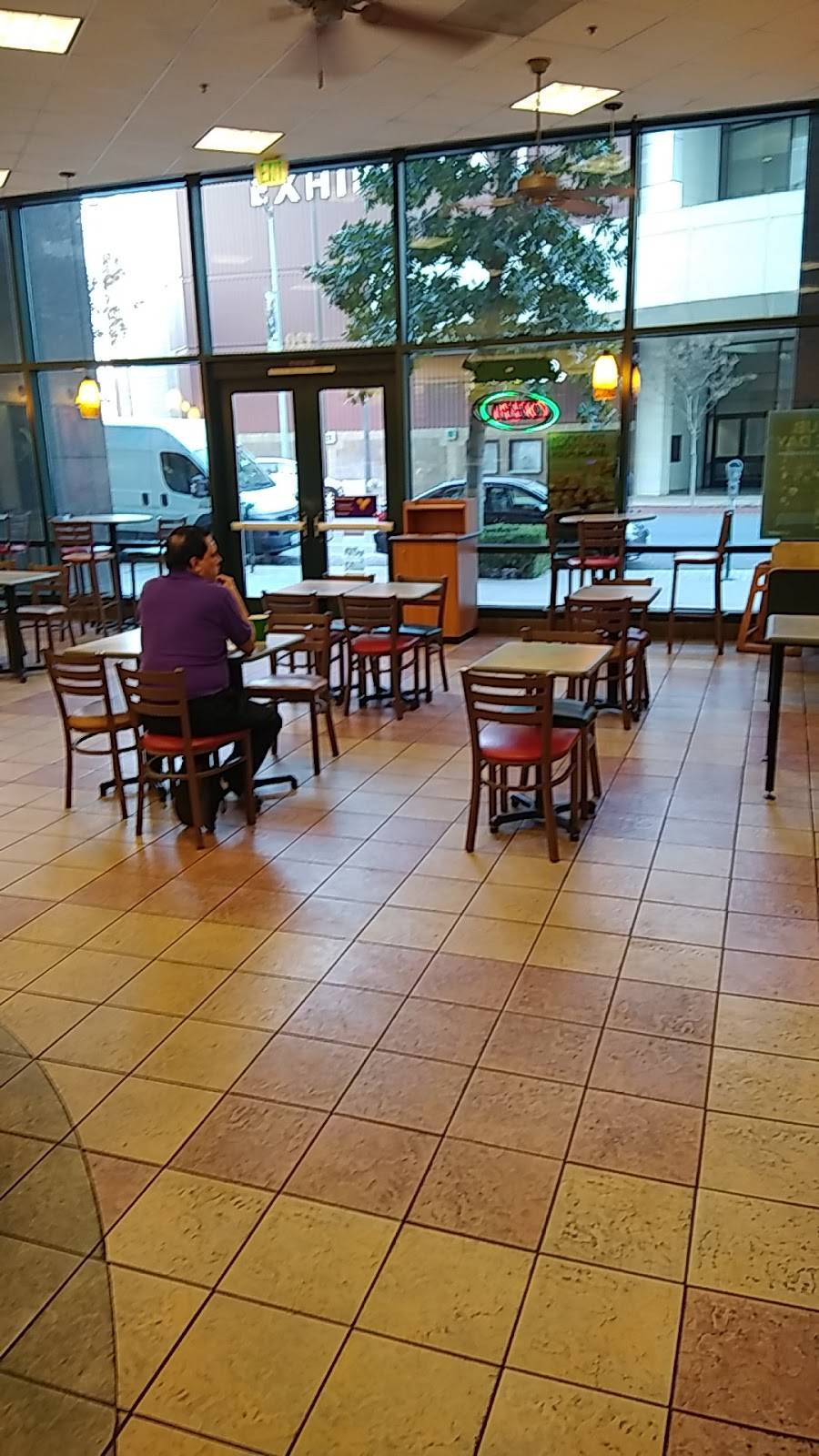 Subway | restaurant | 855 M St, Fresno, CA 93721, USA | 5594421440 OR +1 559-442-1440