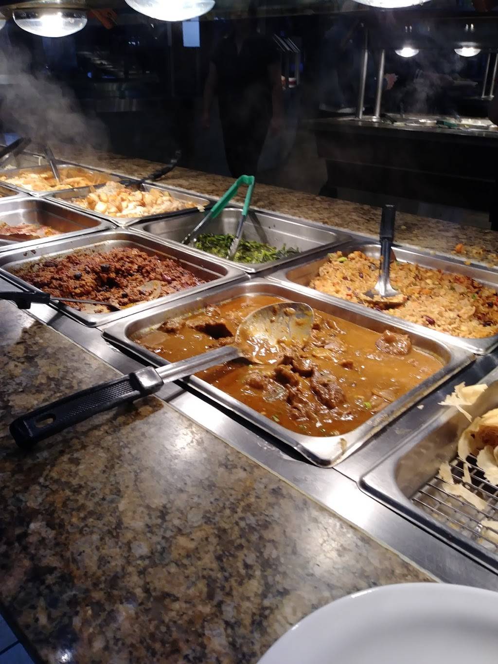 Buffet des Continents de Sherbrooke | restaurant | 340 Rue Belvédère S, Sherbrooke, QC J1H 4B5, Canada | 8195641099 OR +1 819-564-1099